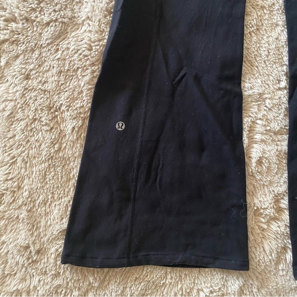 Lululemon reversible groove pants - Picture 7 of 9